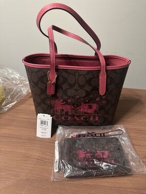 Coach Small City Tote with matching wristlet- Brown/Rouge